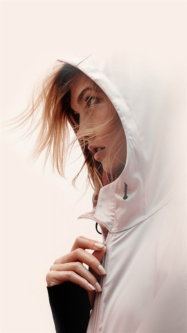 Model Karlie Kloss Natural Girl Sports iPhone 8 wallpaper 