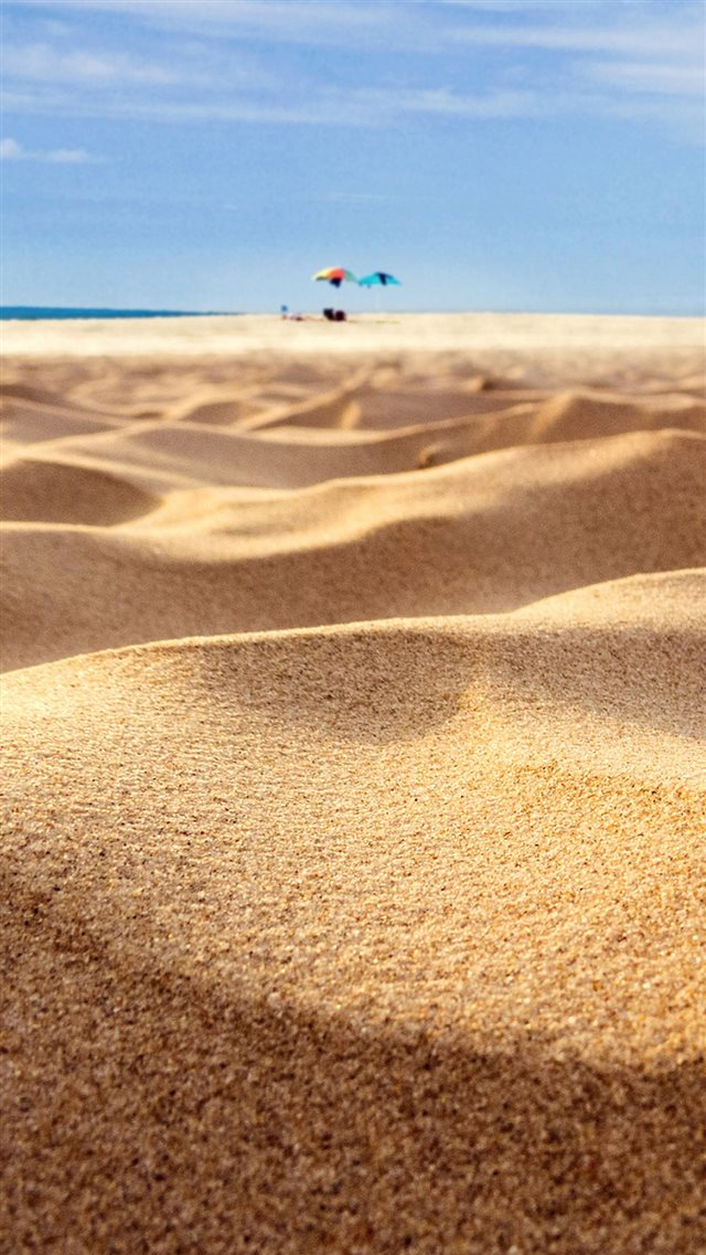 Beach Sand Closeup Holiday iPhone 8 wallpaper 