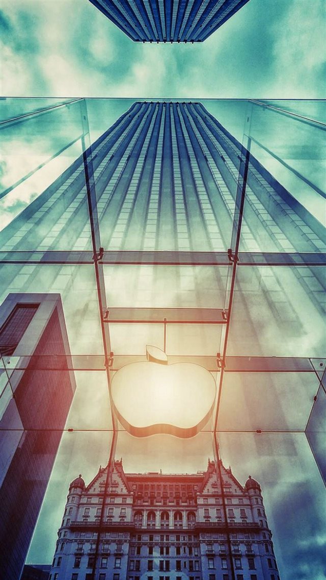 Apple Store NYC Window Reflection iPhone 8 wallpaper 
