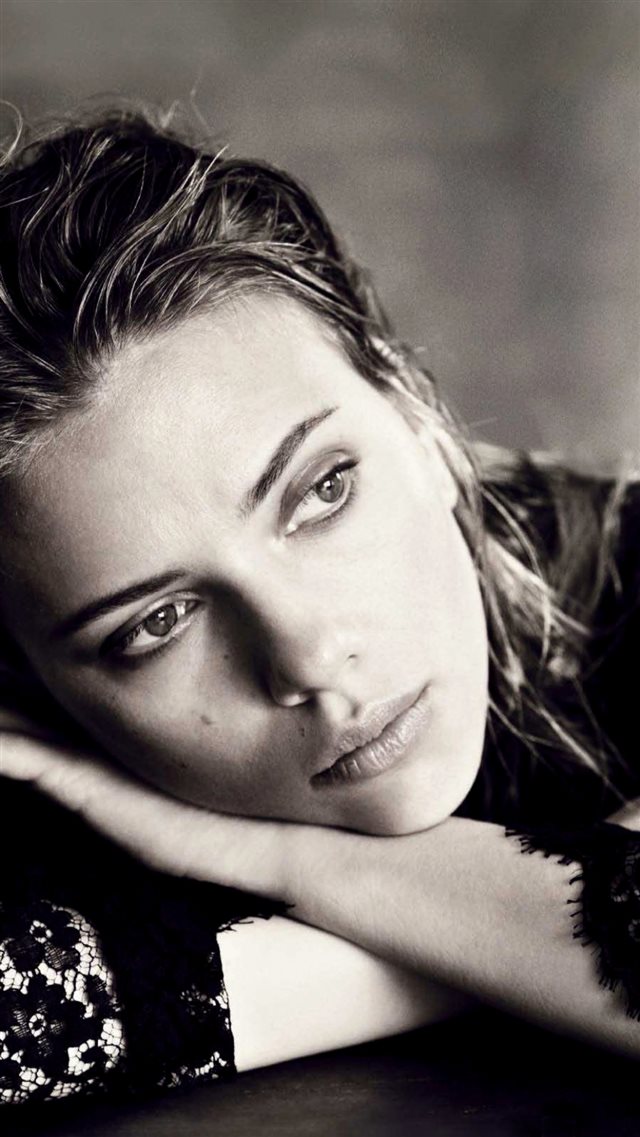 Scarlett Johansson Actress Celebrity Face iPhone 8 wallpaper 