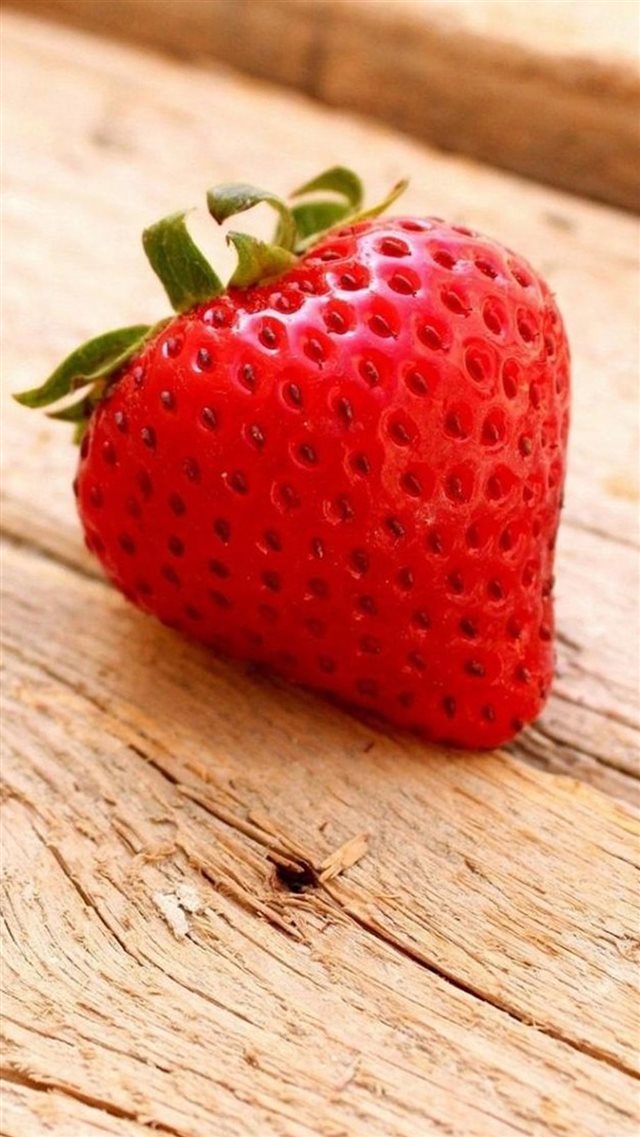 Fruit Strawberry Wooden Table iPhone 8 wallpaper 