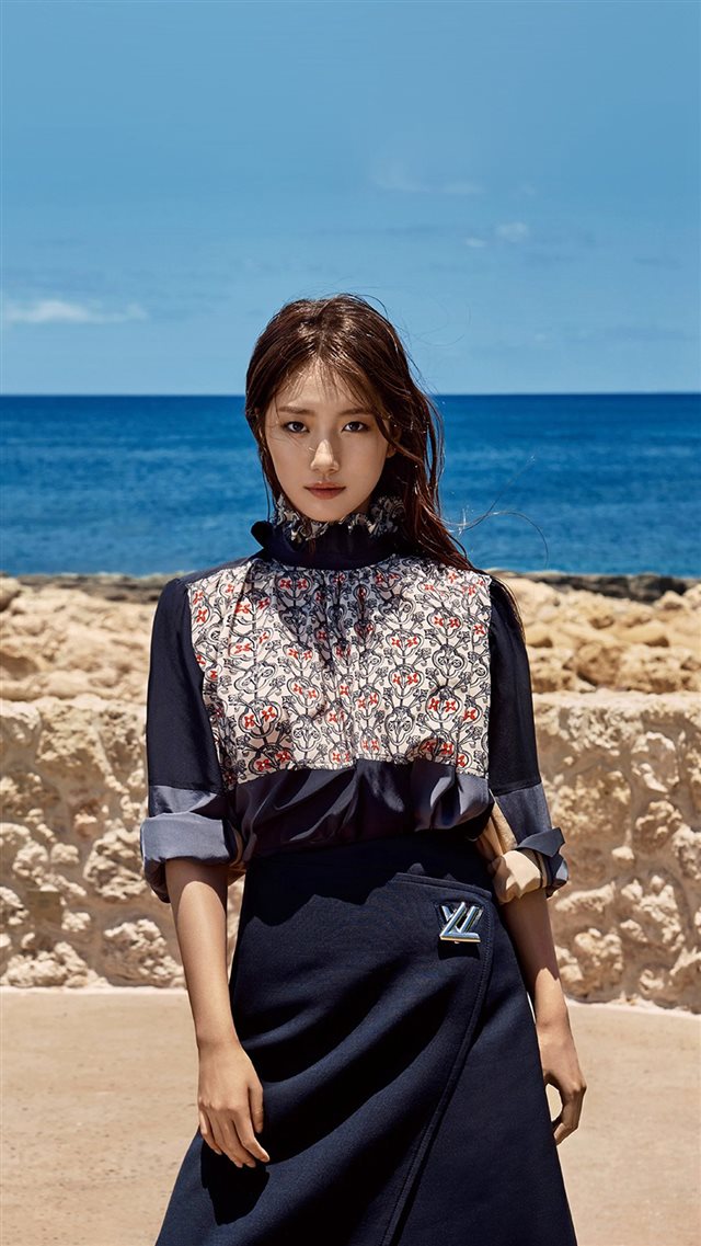 Kpop Suji Beach Summer Girl iPhone 8 wallpaper 