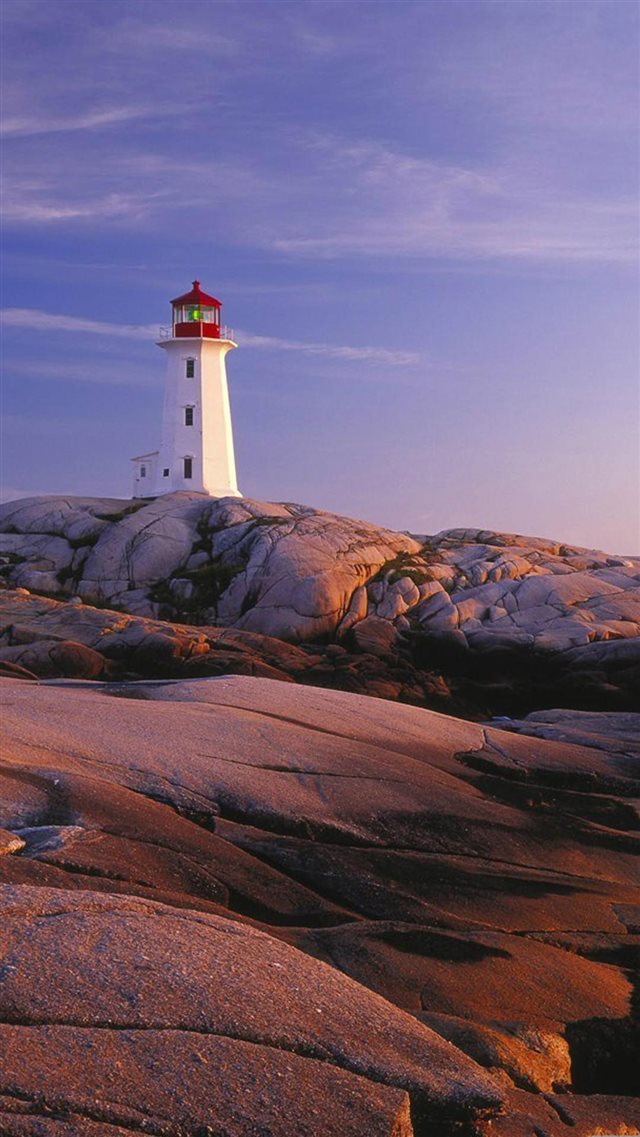 A White Building Lighthouse iPhone 8 wallpaper 