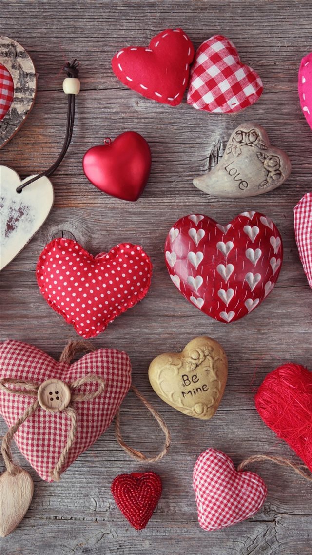 Cloth Carving Heart Many Hearts iPhone 8 wallpaper 