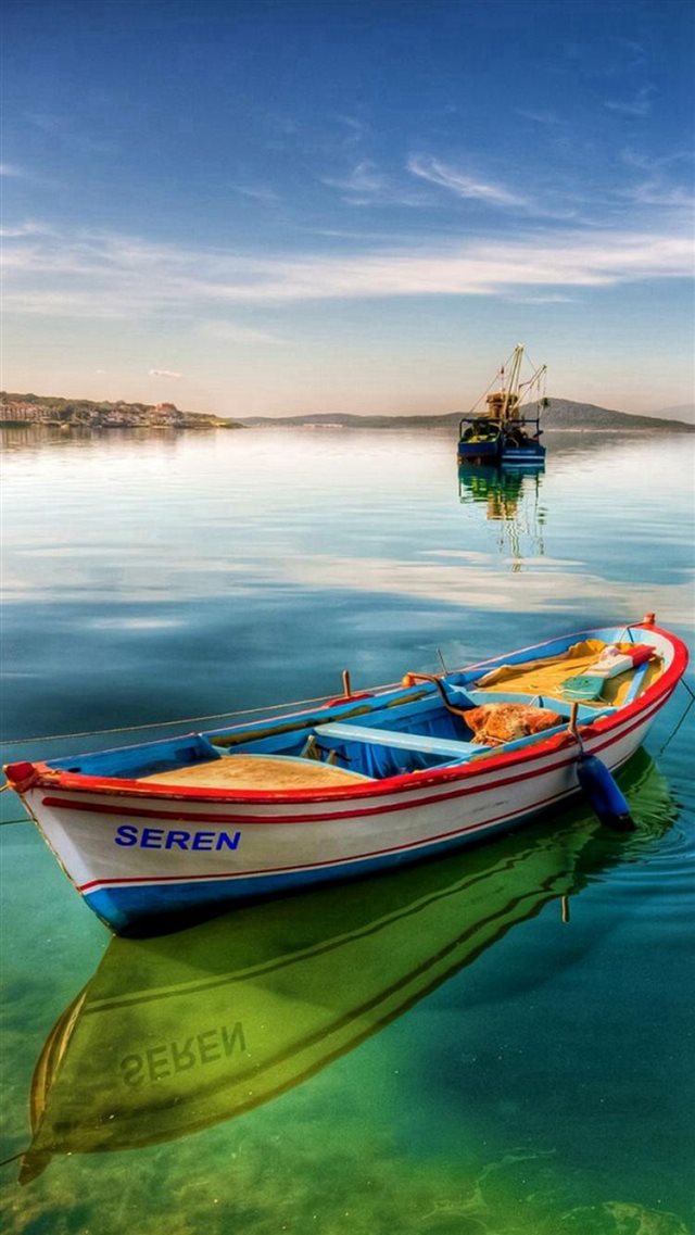 Nature Clear Seren Boat Skyline Scenery iPhone 8 wallpaper 