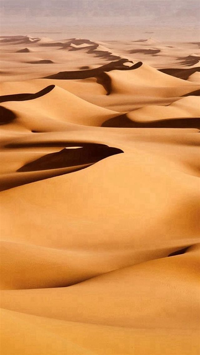 Pure Nature Wide Endless Desert Landscape iPhone 8 wallpaper 