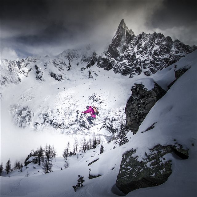 Skiing Skier Jump Mountains Snow iPad Pro wallpaper 