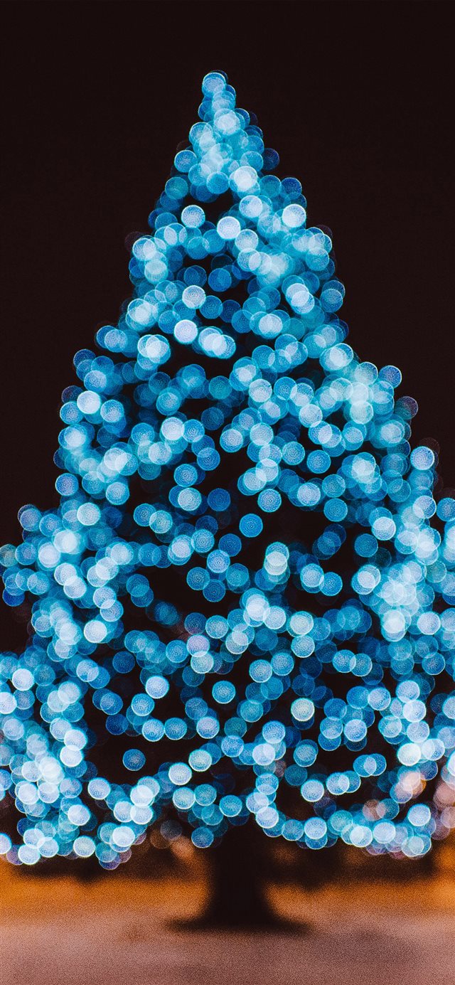Christmas tree iPhone X wallpaper 