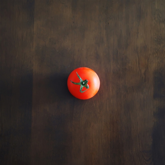 Tomato iPad wallpaper 