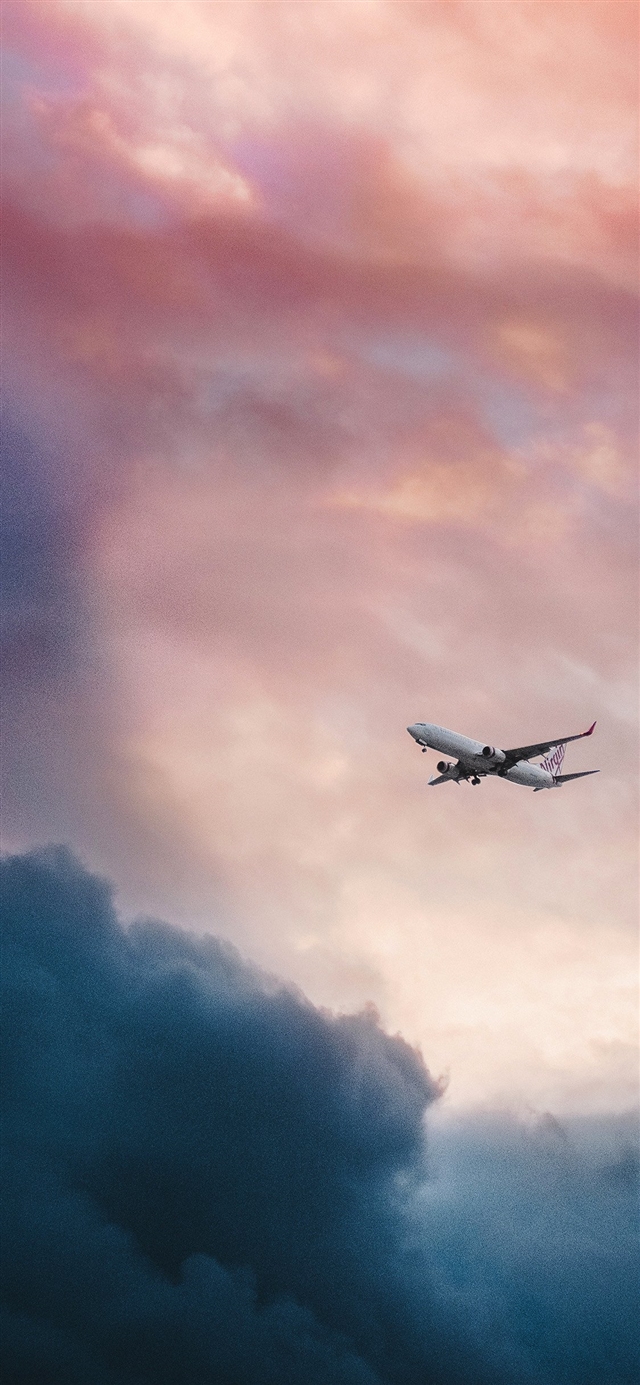Cloud plane fly sky iPhone 11 wallpaper 