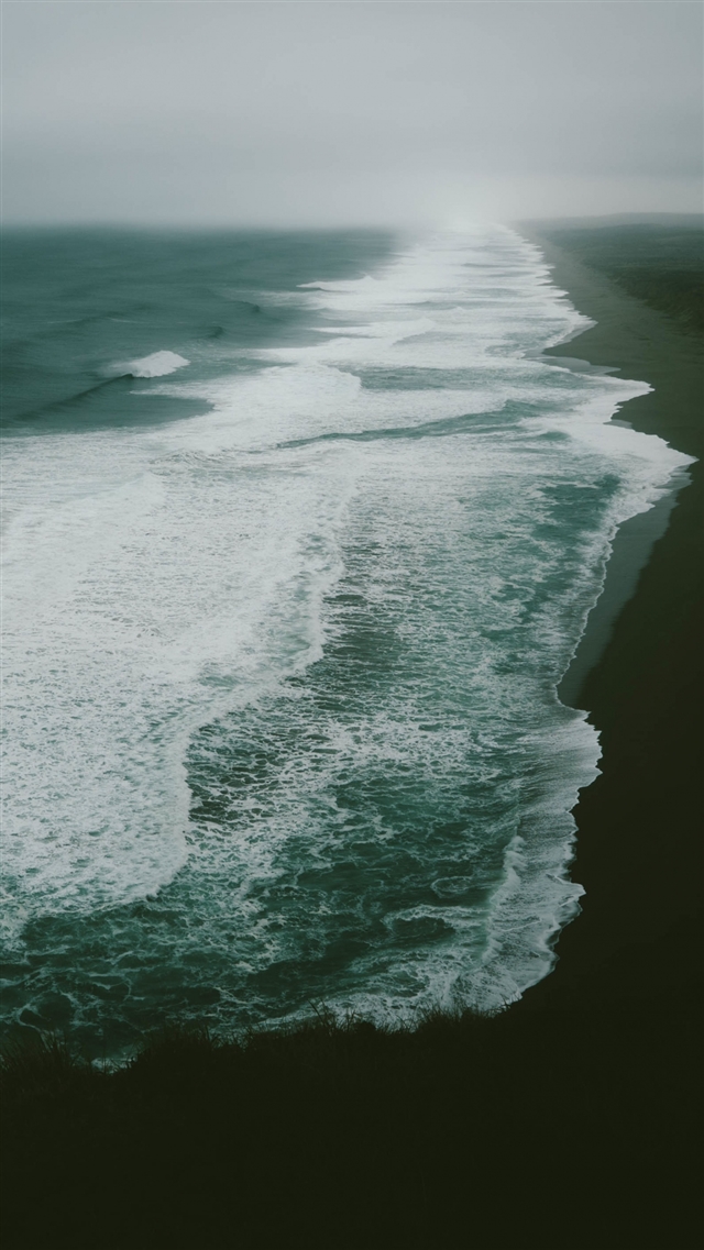 Ocean sea beach surf iPhone 8 wallpaper 