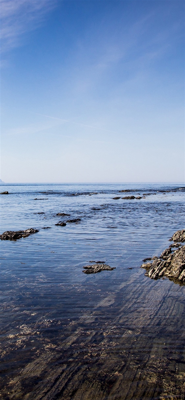 Sea rock ocean beach summer iPhone X wallpaper 