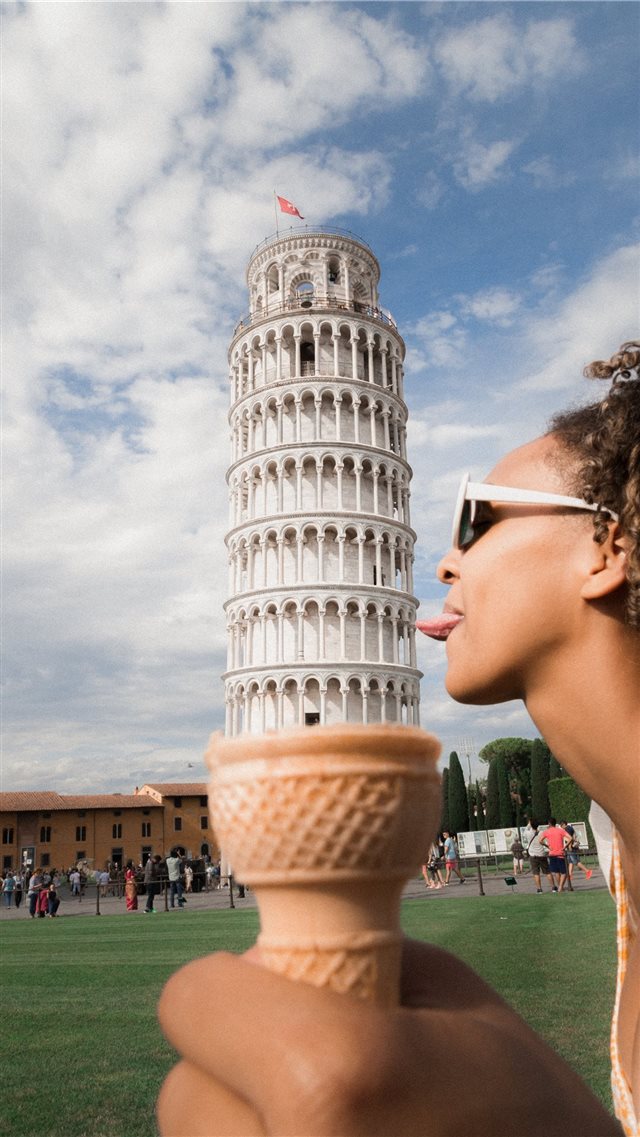 The Pisa Ice cream Cone iPhone 8 wallpaper 