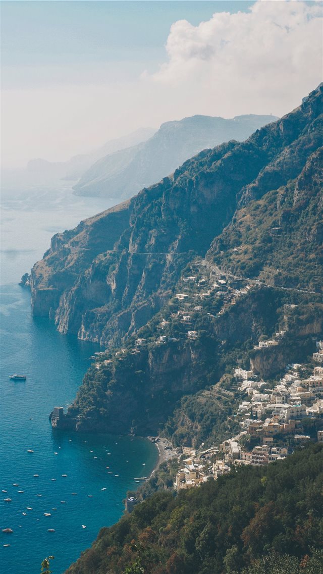 Amalfi Coast iPhone 8 wallpaper 