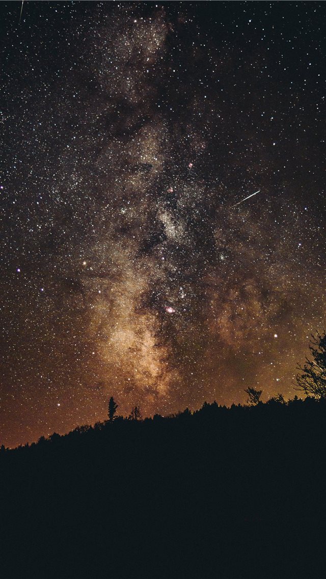 Late night Valley Spots  Weston  Vermont iPhone 8 wallpaper 