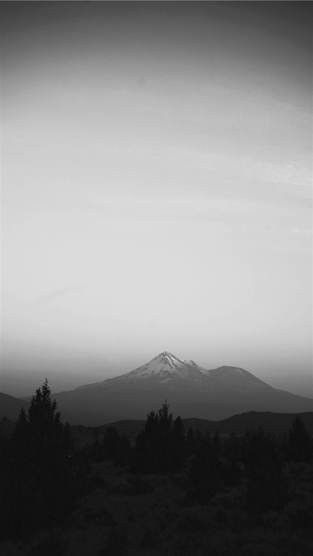 Mount Shasta  United States iPhone 8 wallpaper 