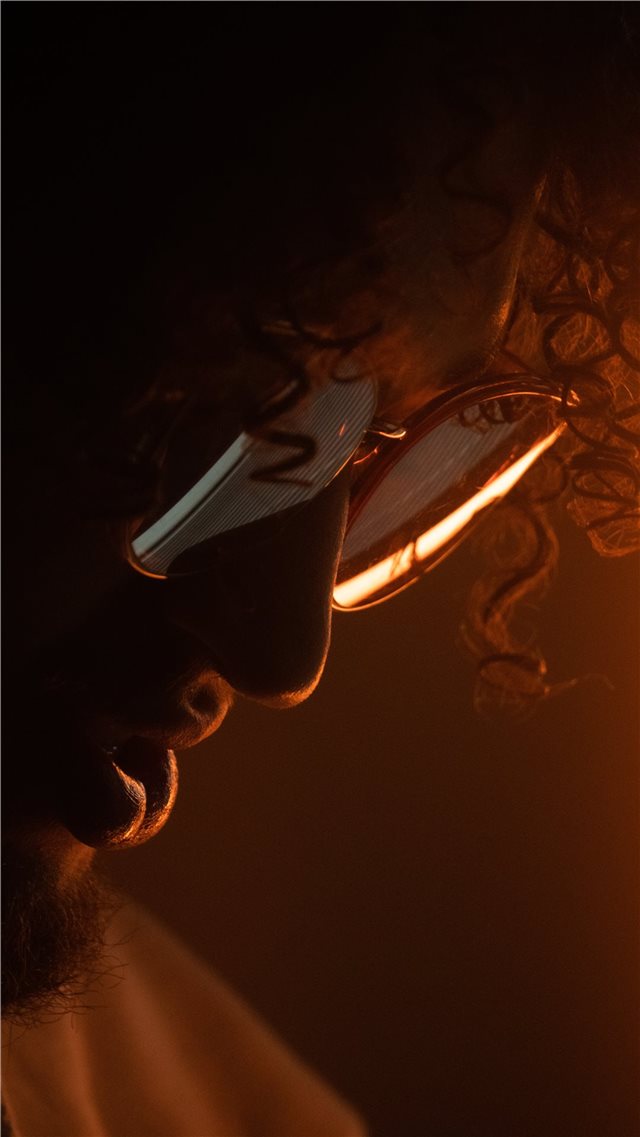 Reflection iPhone 8 wallpaper 