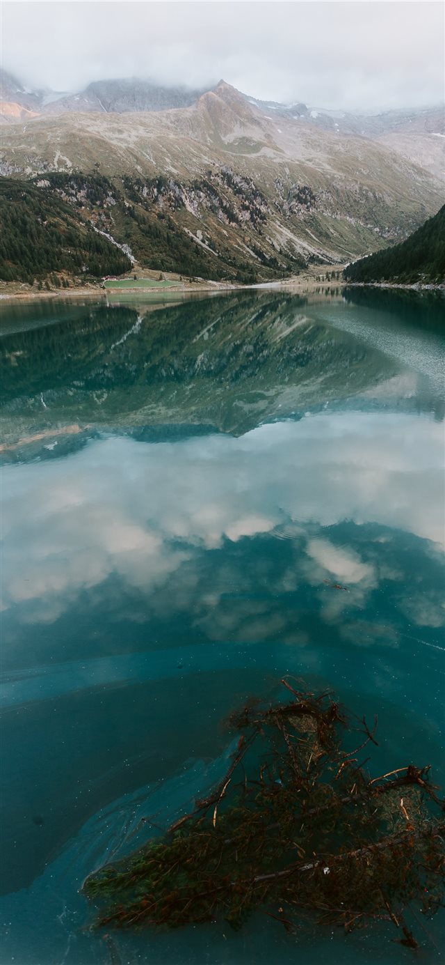 Artificial lake iPhone X wallpaper 