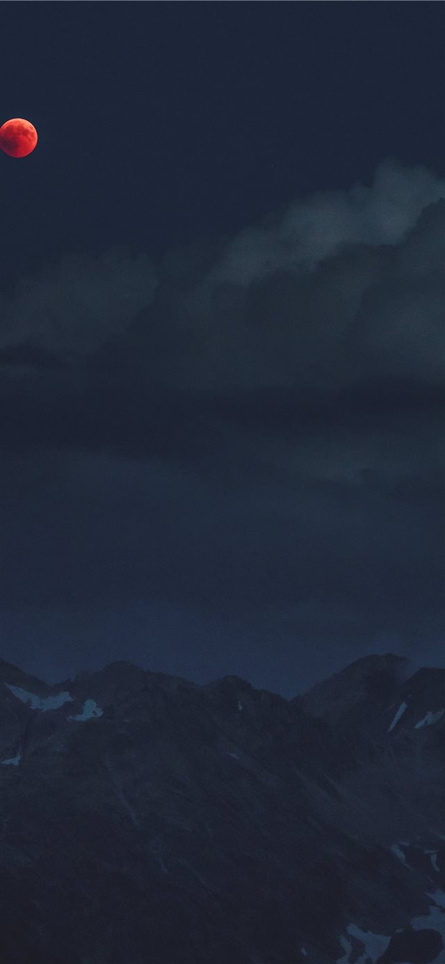 Blood Moon over a Dark Mountain iPhone X wallpaper 
