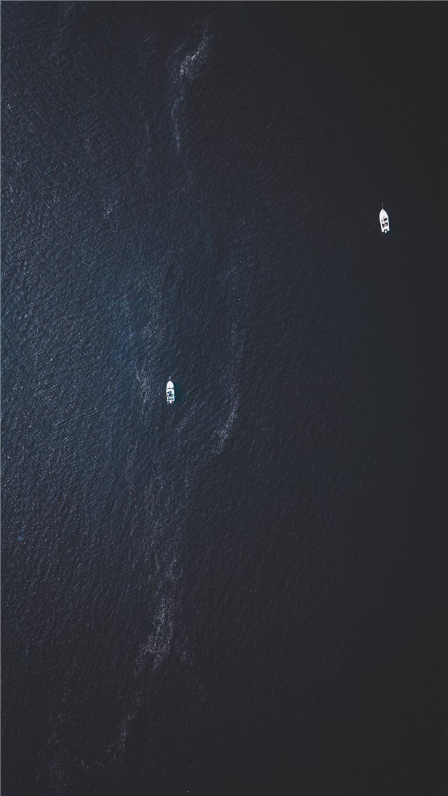 Boats iPhone SE wallpaper 