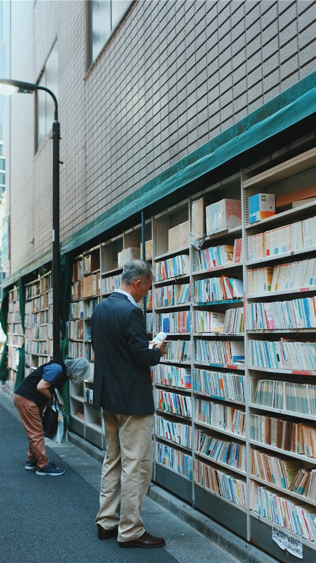 Jimbocho Booktown  千代田区  Japan iPhone 8 wallpaper 