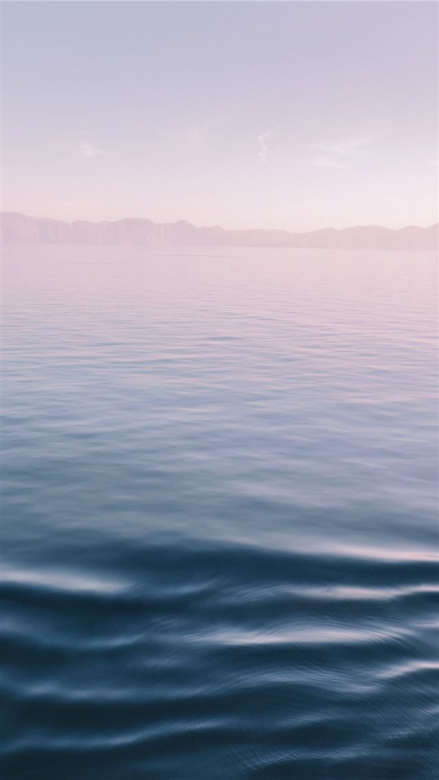 Lake Garda  Italy iPhone 8 wallpaper 