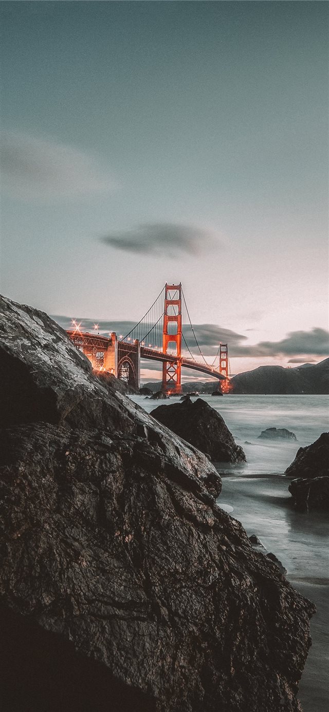 Golden Gate Bridge iPhone X wallpaper 