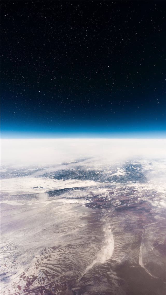 Interstellar iPhone 8 wallpaper 
