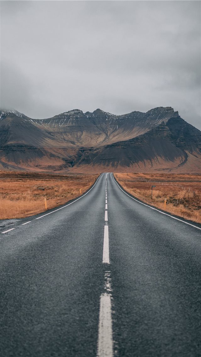 Road to paradise iPhone 8 wallpaper 