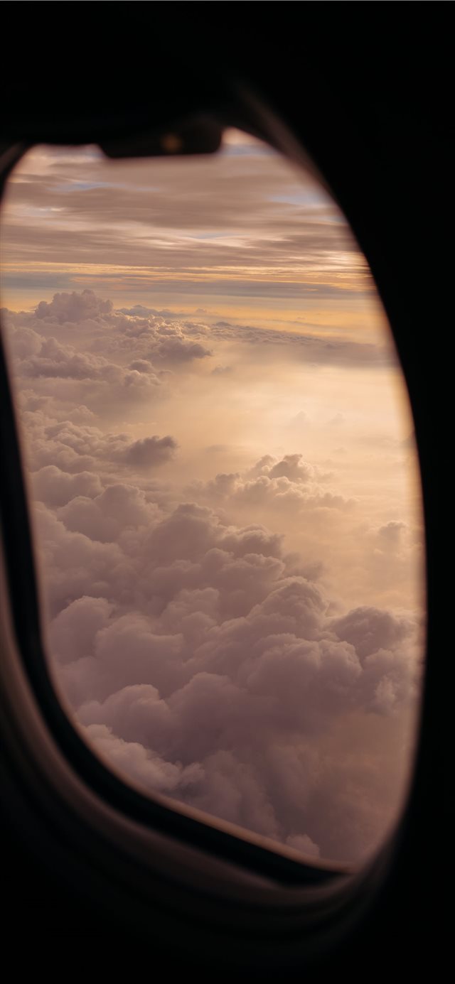Up in the air iPhone X wallpaper 