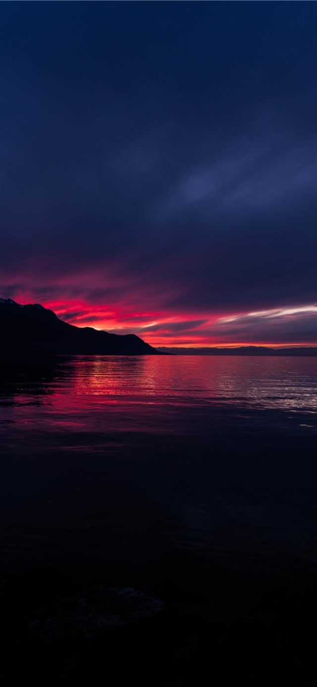 Colorful sunset 💜 iPhone X wallpaper 