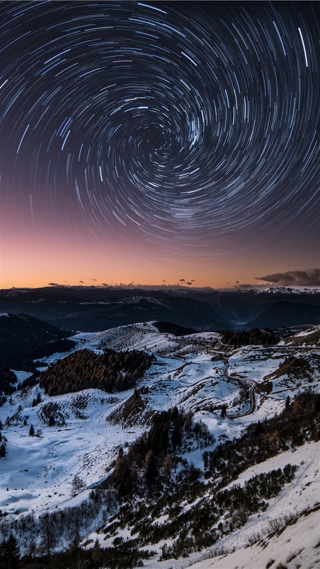 Mountain Vortex Star Trail iPhone 8 wallpaper 