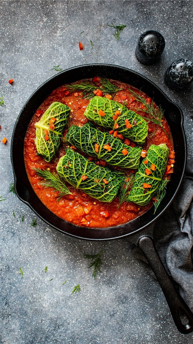 Cabbage rolls with mince meat and tomato sauce   d... iPhone 8 wallpaper 