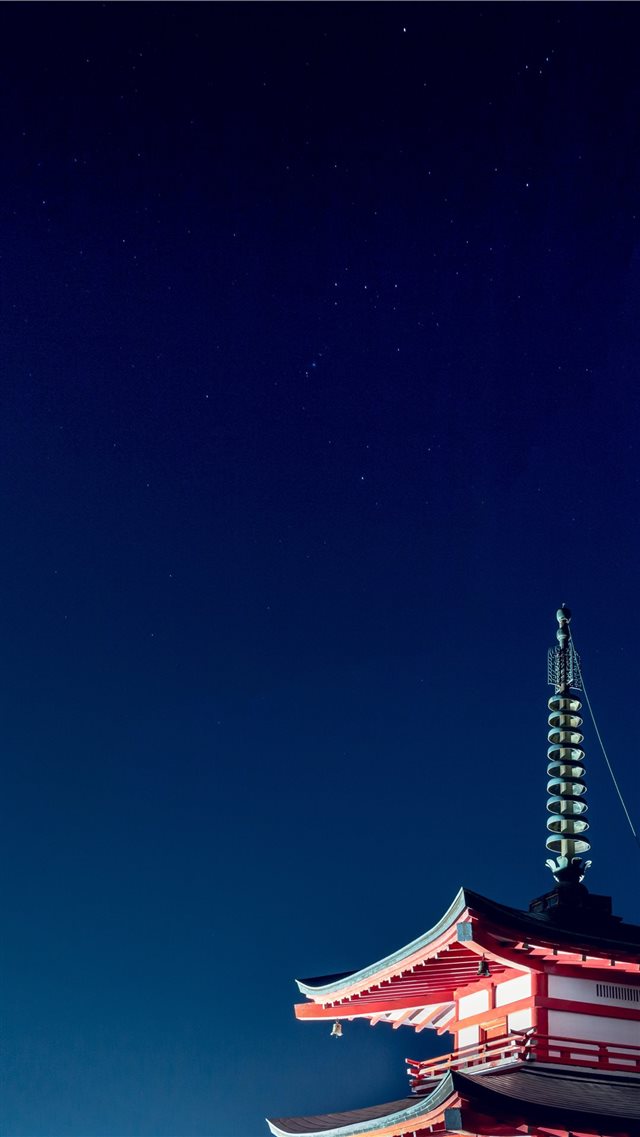 I stayed after everyone left this photo spot to be... iPhone 8 wallpaper 