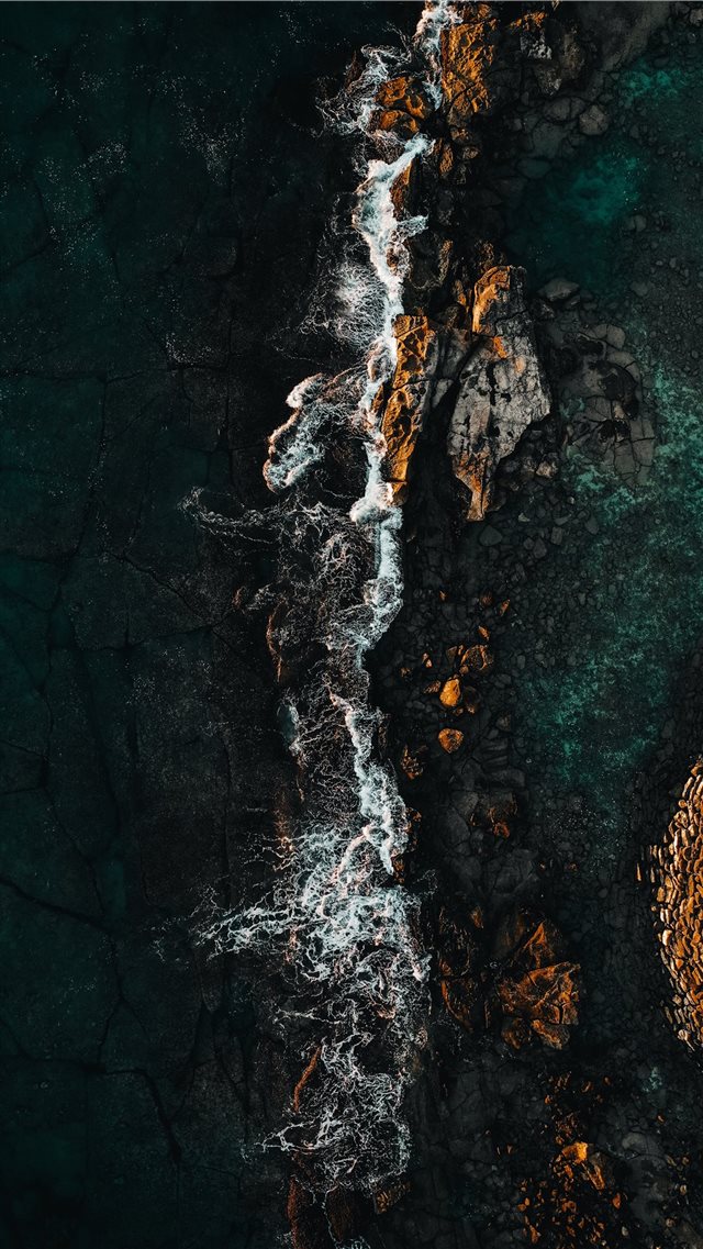 A drone shot from Oahu   Hawaii  iPhone SE wallpaper 