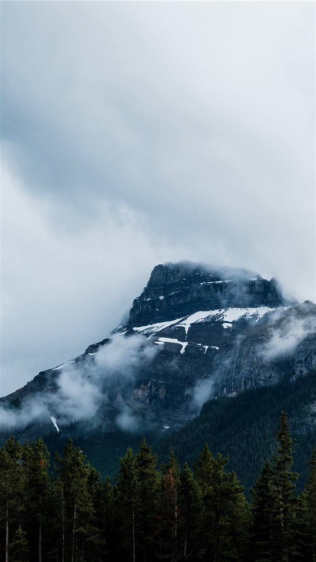 Banff  Alberta  Canada iPhone 8 wallpaper 