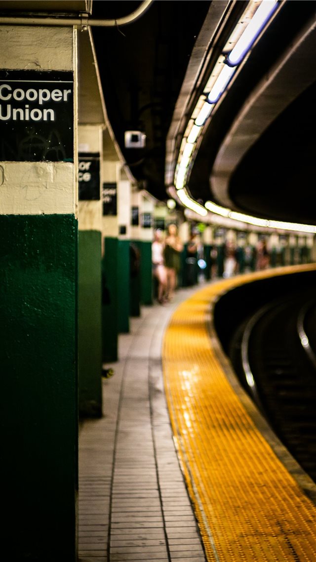 Subway      david watkis  iPhone 8 wallpaper 