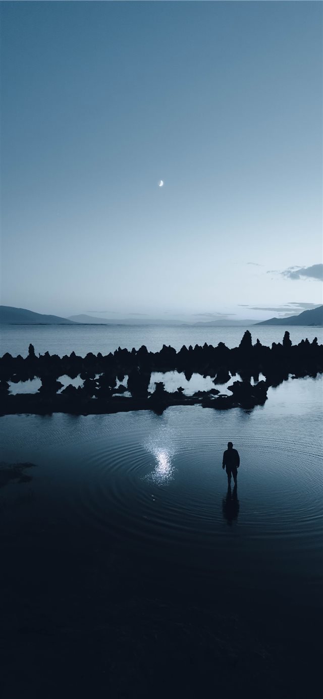 Terkhiin Tsagaan Lake iPhone X wallpaper 