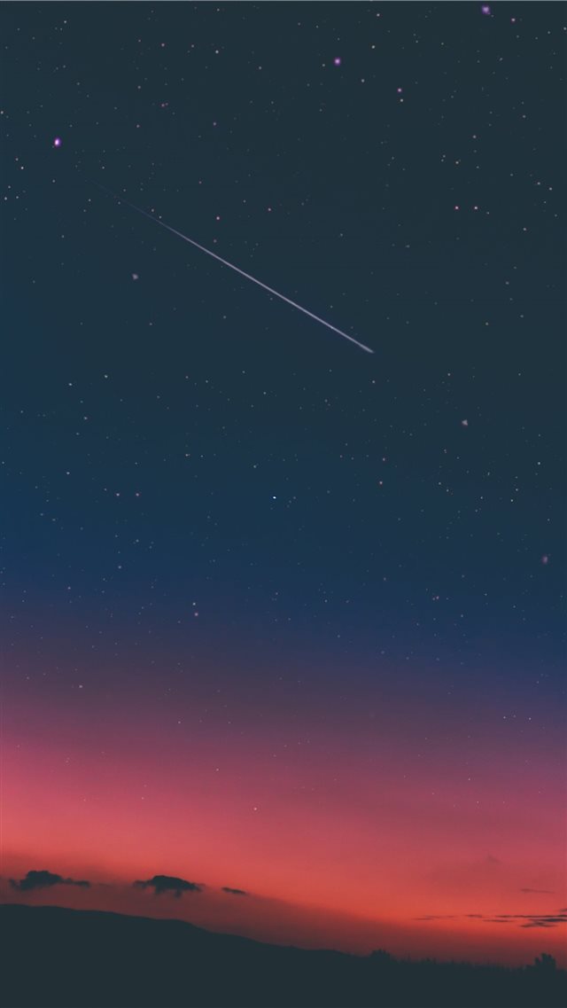 shooting star in night sky iPhone 8 wallpaper 