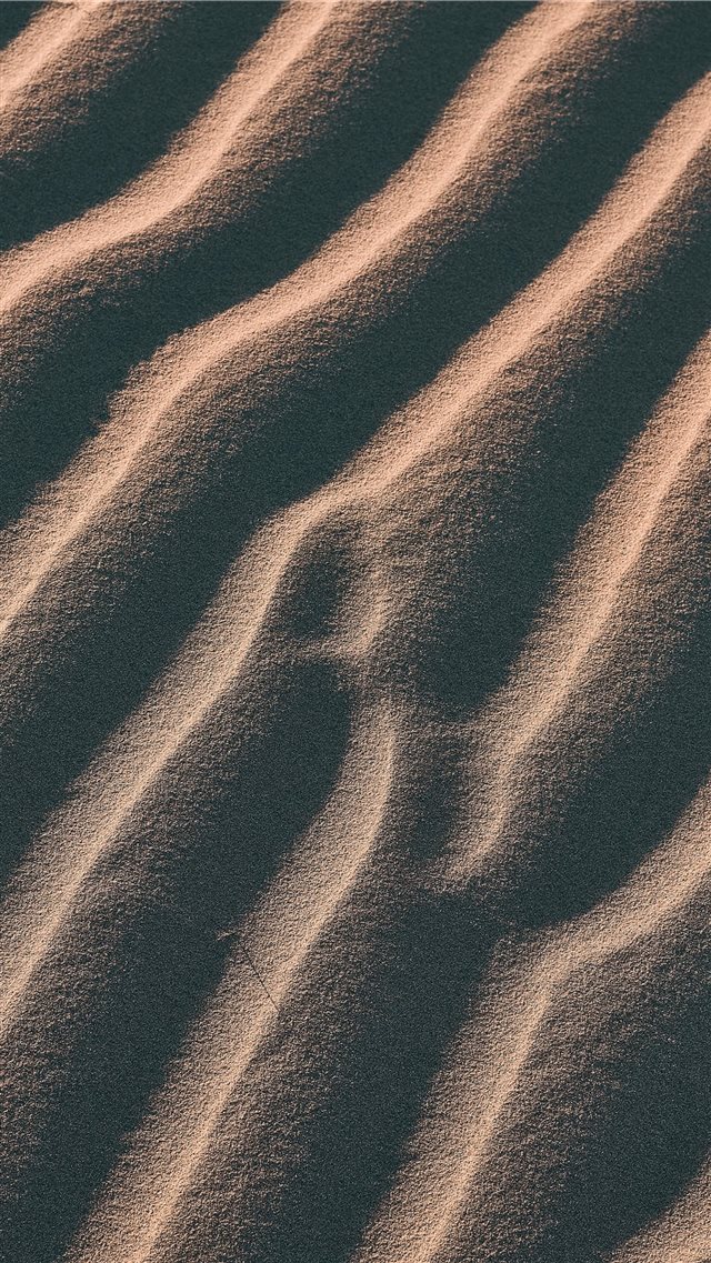 aerial view photography of sand iPhone 8 wallpaper 