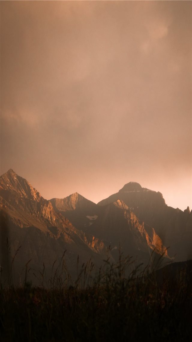 brown rock mountain iPhone 8 wallpaper 