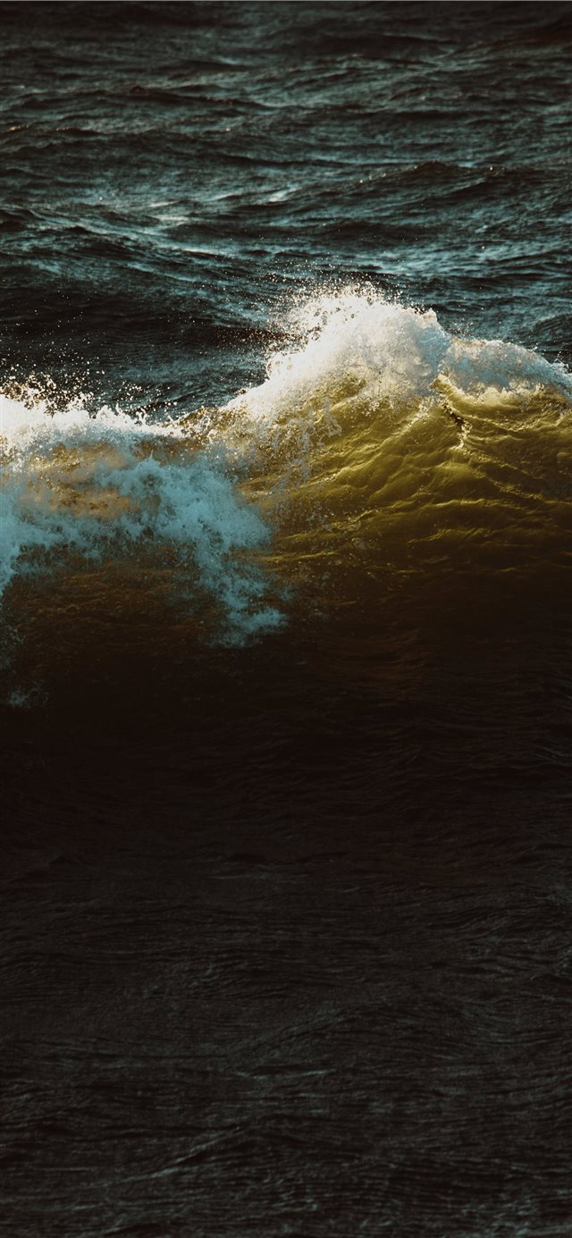 sea waves photo iPhone X wallpaper 