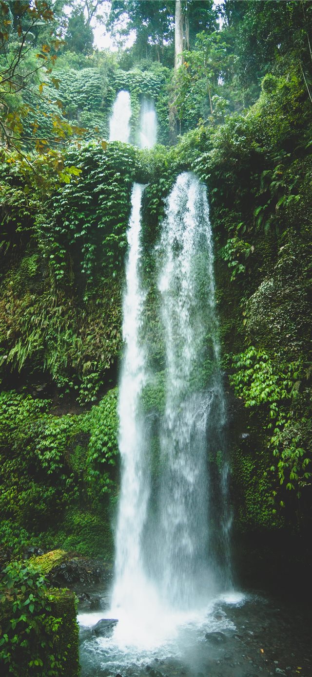 waterfalls at daytime iPhone X wallpaper 