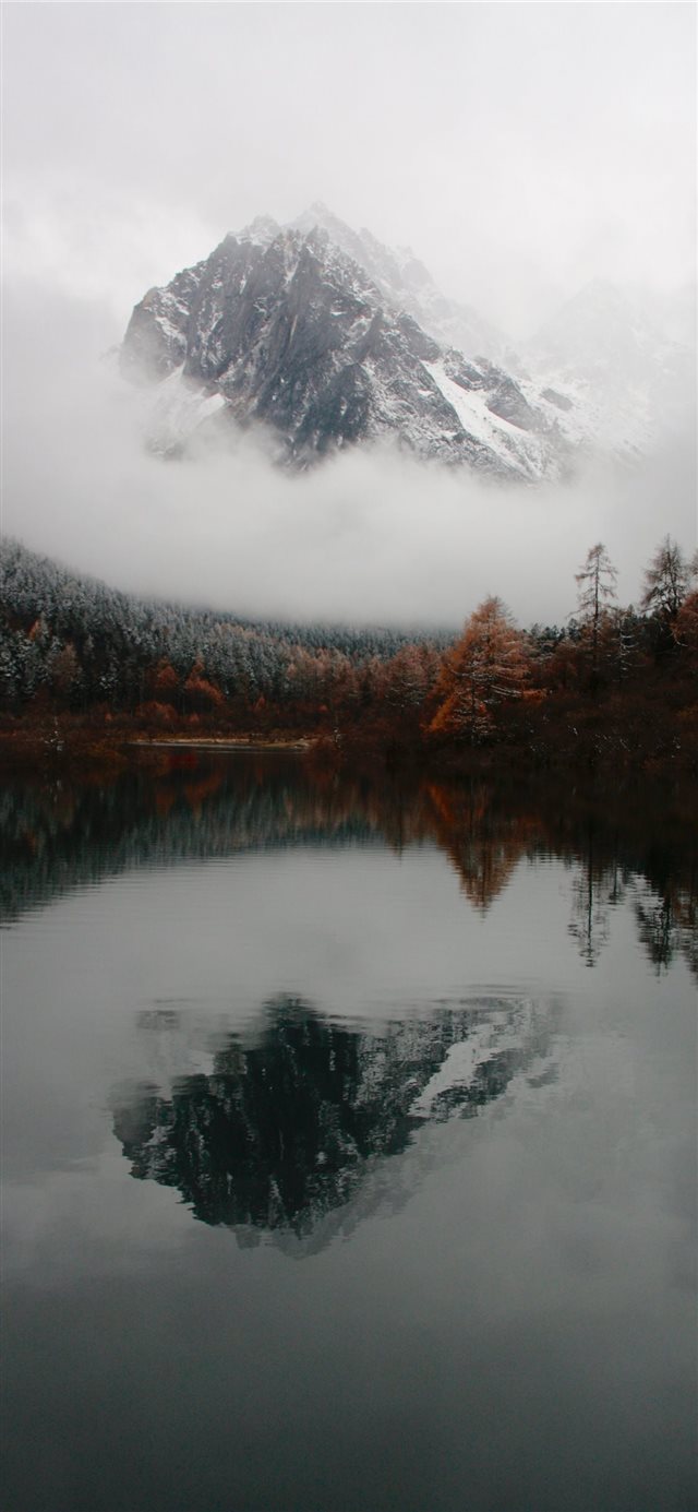banff national park utah iPhone X wallpaper 