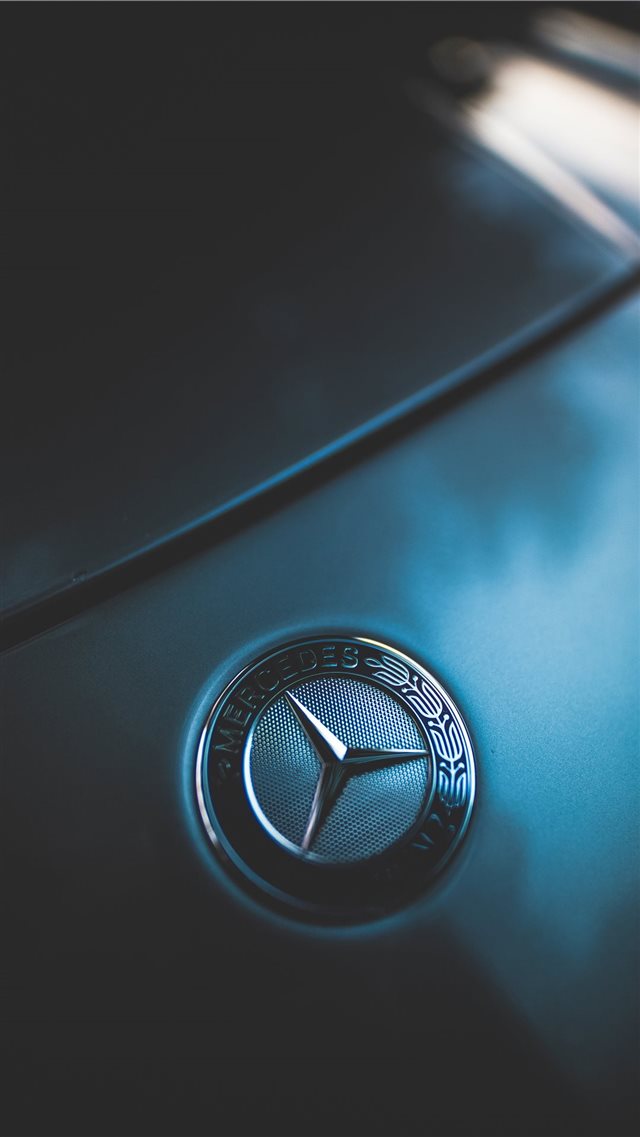 closeup photo of Mercedes Benz emblem iPhone 8 wallpaper 