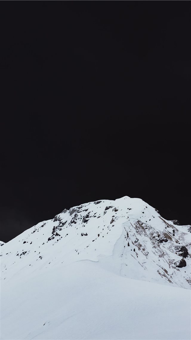 photography of snow capped mountain iPhone 8 wallpaper 