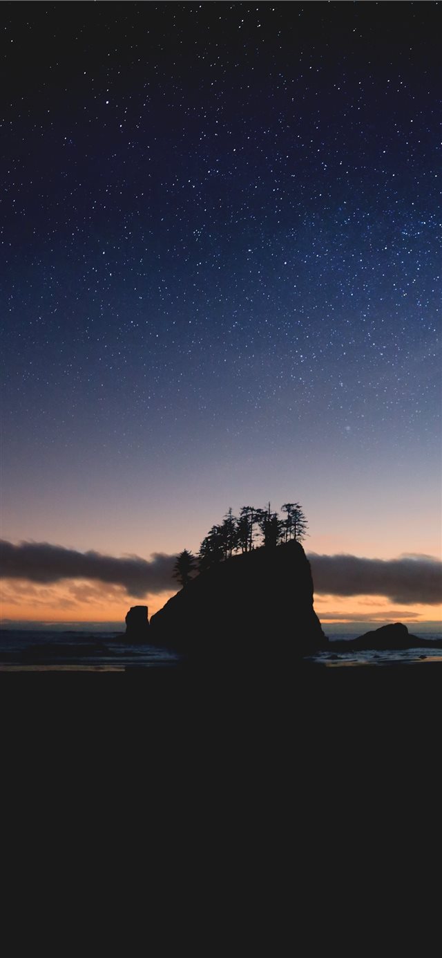 silhouette of island iPhone 11 wallpaper 