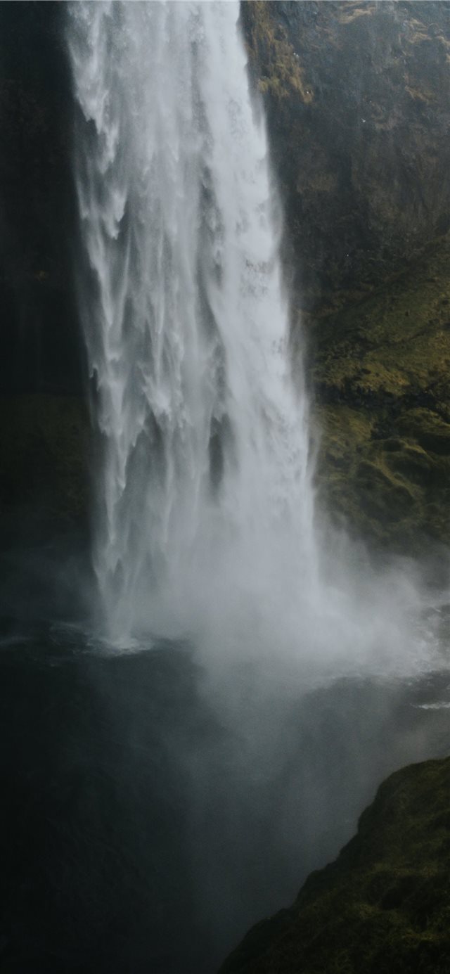 waterfall photography iPhone 11 wallpaper 