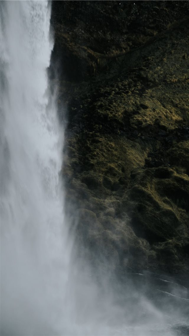 waterfall photography iPhone 8 wallpaper 