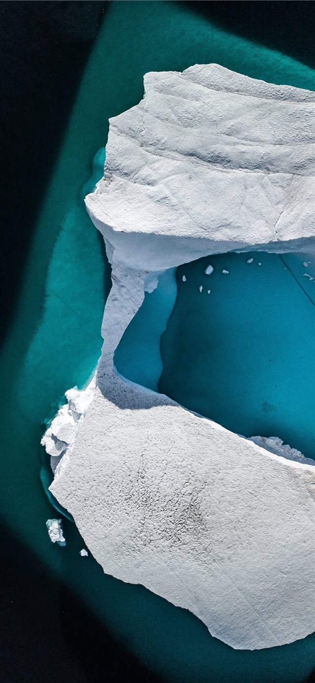 Arctic iceberg from above iPhone 11 wallpaper 